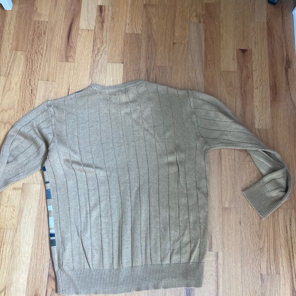 Brown striped sweater from retreat in a size medium. - Picture 2 of 3